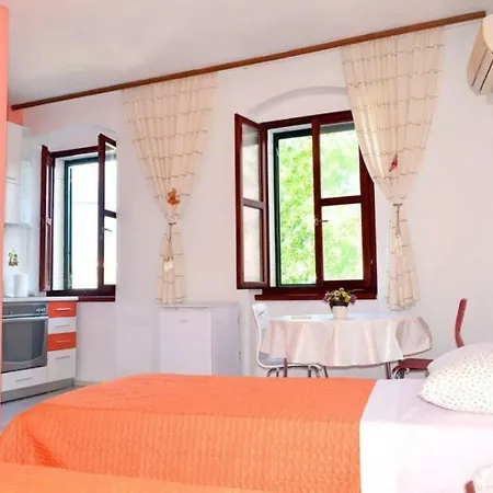 Apartament Apartman Knez *